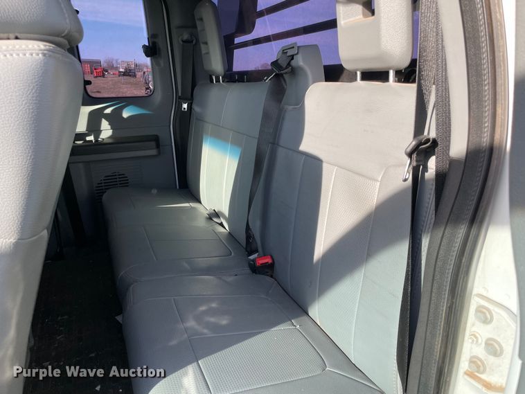 image for item DP3055 2012 Ford F250 Super Duty  SuperCab flatbed pickup truck