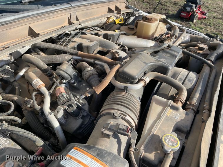 image for item DP3055 2012 Ford F250 Super Duty  SuperCab flatbed pickup truck