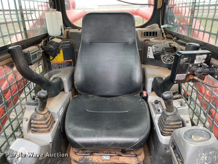 image for item DP3070 2015 Kubota SVL90-2  tracked skid steer loader