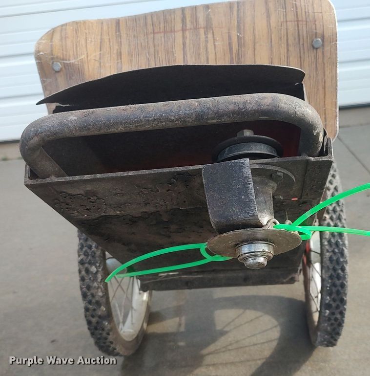 image for item DQ5709 Sarlo SST6  string trimmer