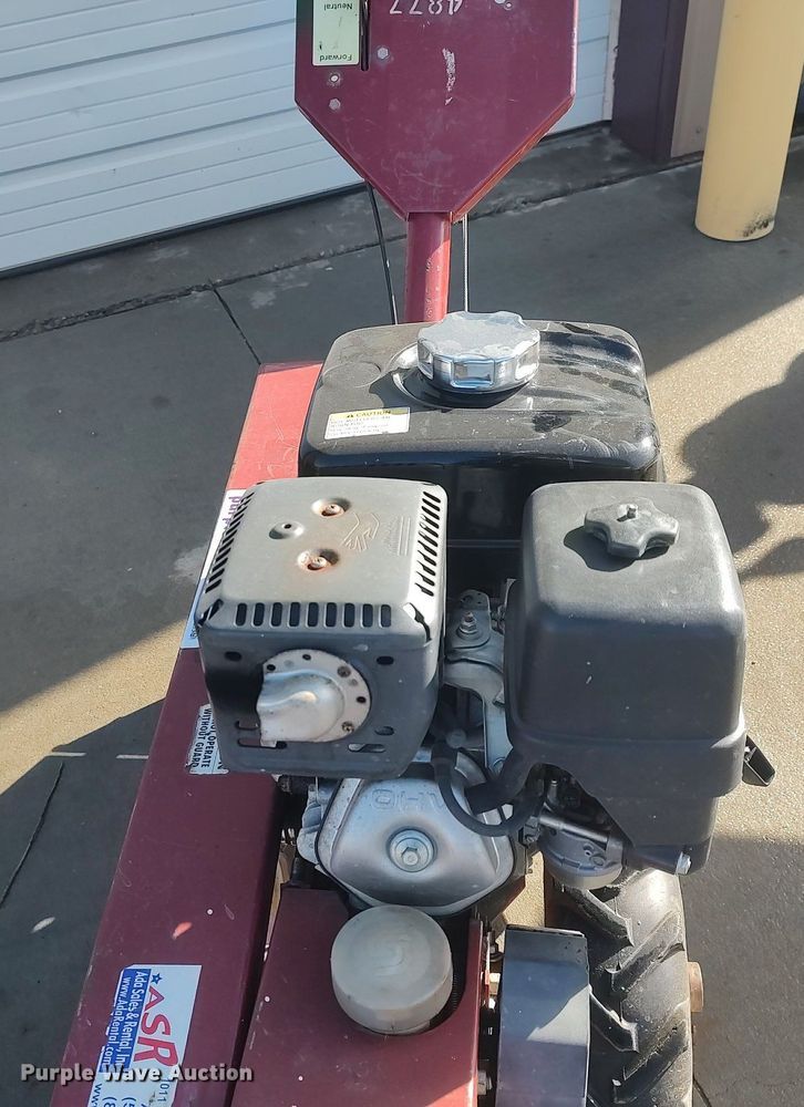 image for item DQ5710 Maxim 07-RMHGU8H  rear tine tiller