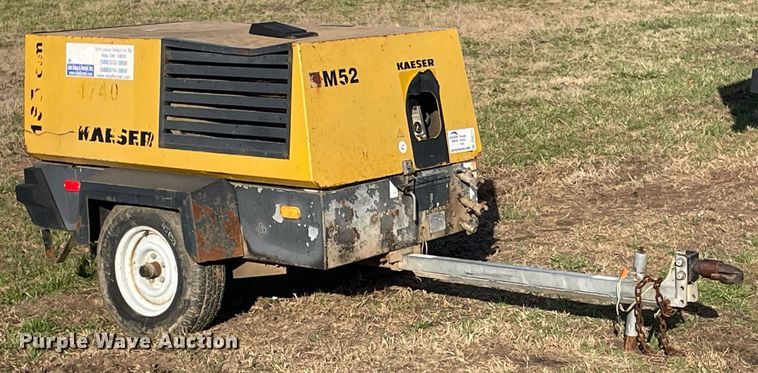 image for item DQ5711 2002 Kaeser M52  air compressor