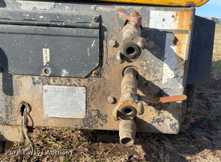 image for item DQ5711 2002 Kaeser M52  air compressor