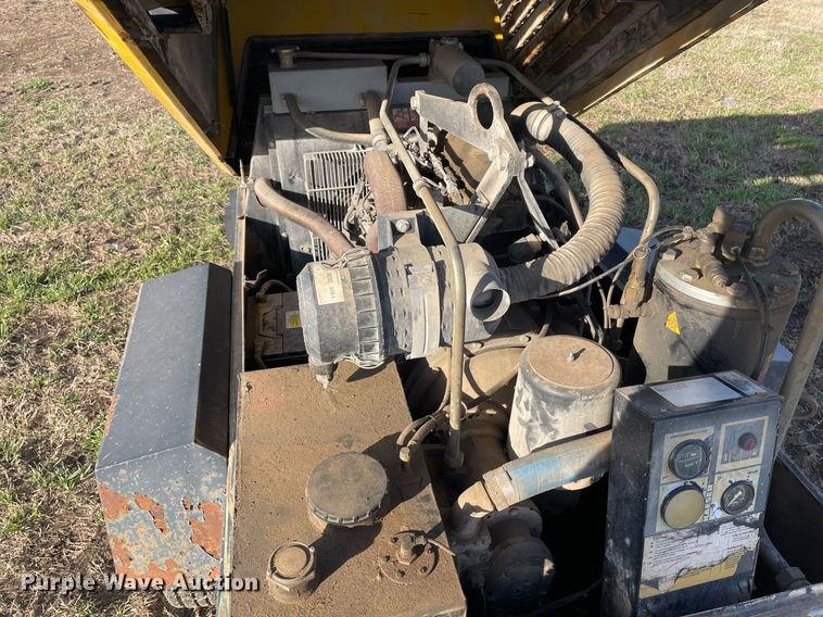 image for item DQ5711 2002 Kaeser M52  air compressor