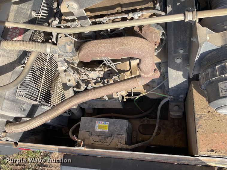 image for item DQ5711 2002 Kaeser M52  air compressor