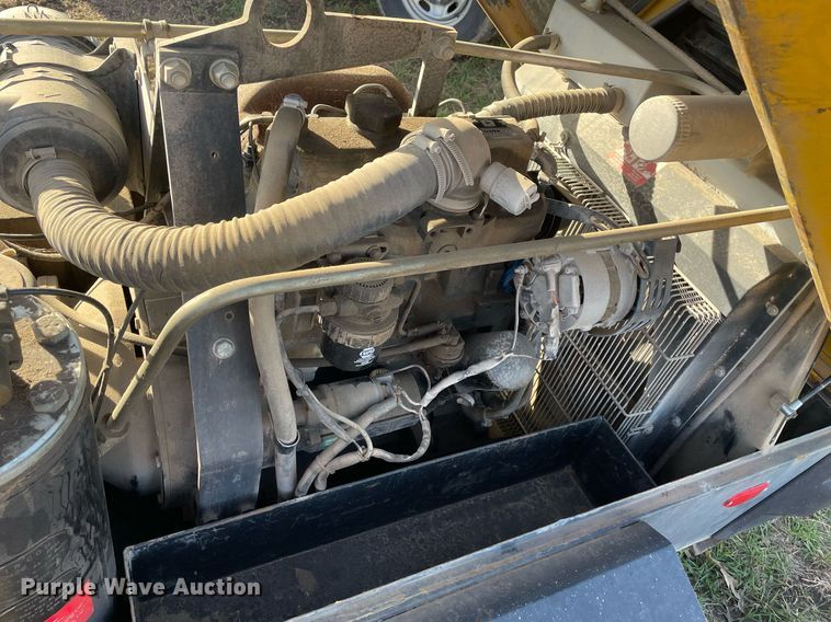 image for item DQ5711 2002 Kaeser M52  air compressor