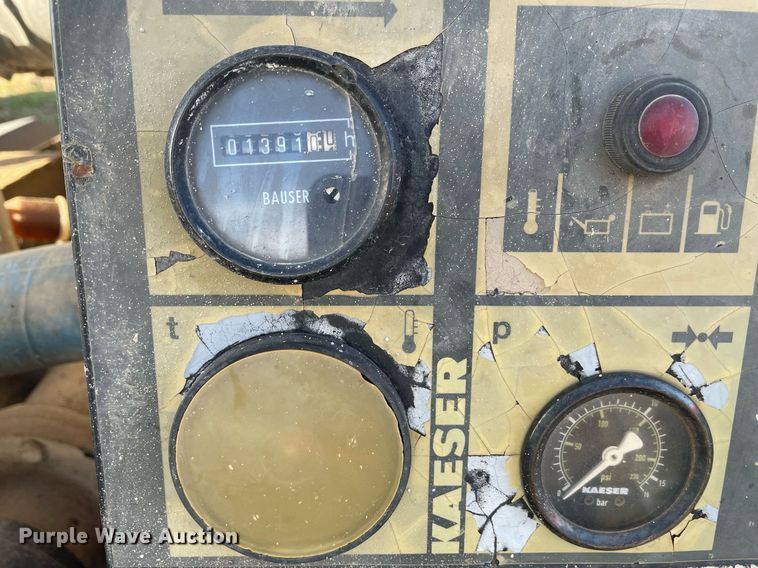 image for item DQ5711 2002 Kaeser M52  air compressor