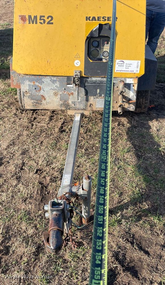 image for item DQ5711 2002 Kaeser M52  air compressor