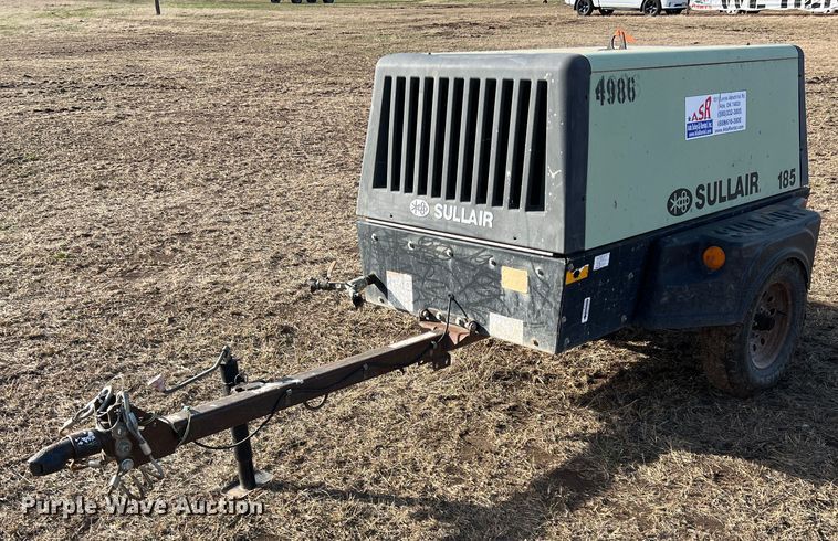 image for item DQ5712 Sullair 185  air compressor