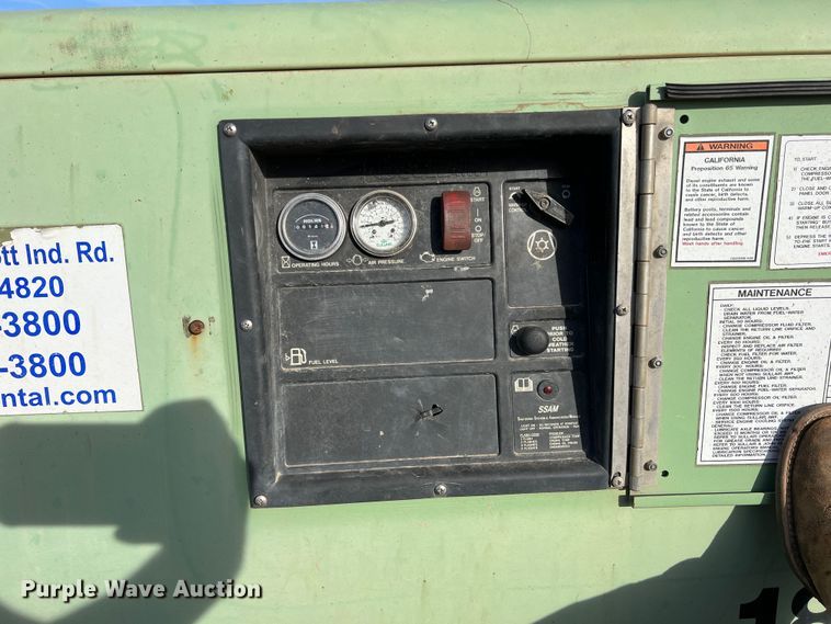 image for item DQ5712 Sullair 185  air compressor