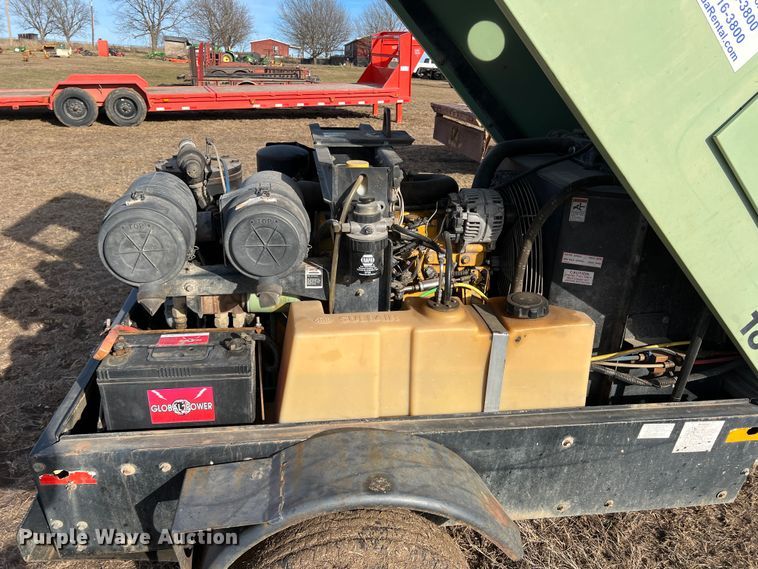 image for item DQ5712 Sullair 185  air compressor