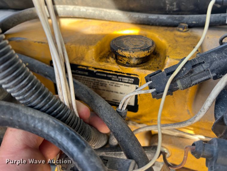 image for item DQ5712 Sullair 185  air compressor