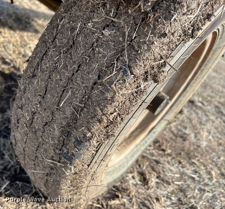 image for item DQ5712 Sullair 185  air compressor