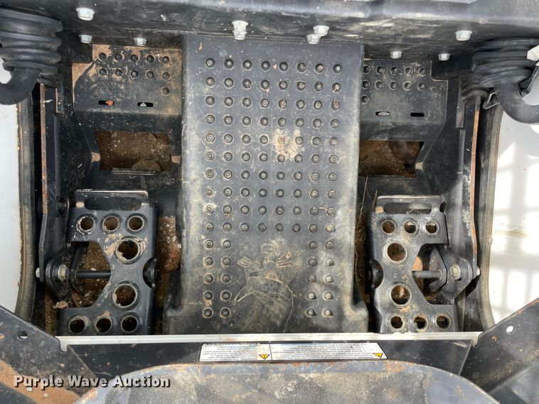 image for item DQ5713 2021 Bobcat T450  tracked skid steer loader