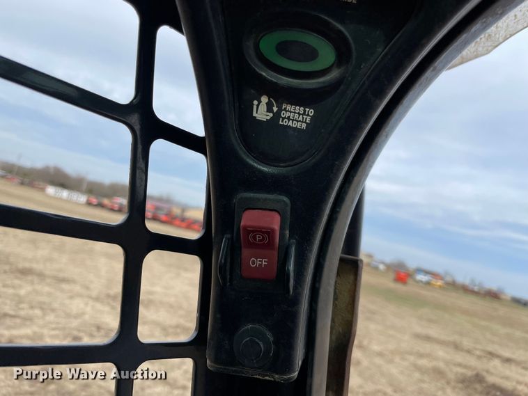 image for item DQ5713 2021 Bobcat T450  tracked skid steer loader