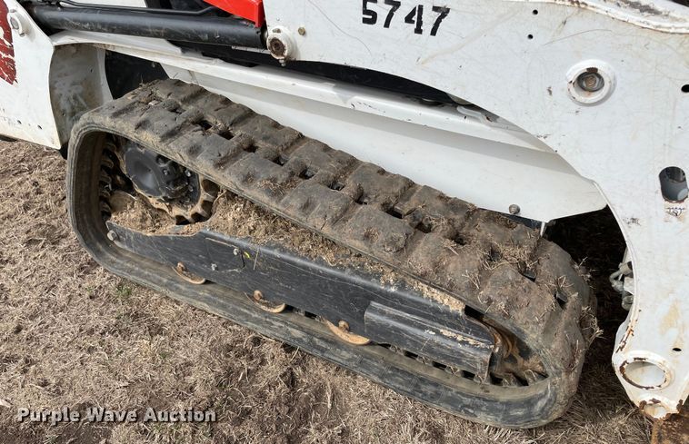 image for item DQ5713 2021 Bobcat T450  tracked skid steer loader