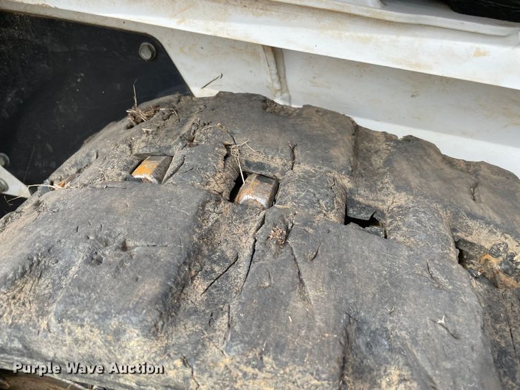 image for item DQ5713 2021 Bobcat T450  tracked skid steer loader