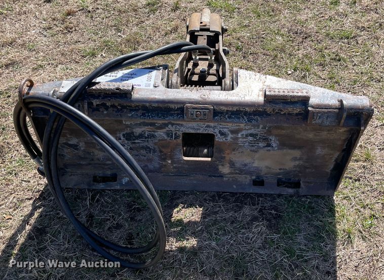 image for item DQ5714 Skid steer breaker