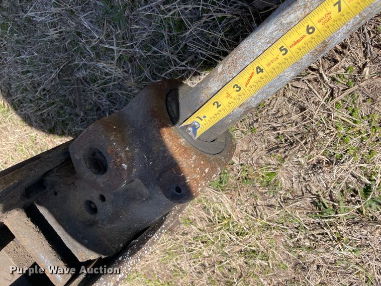 image for item DQ5714 Skid steer breaker