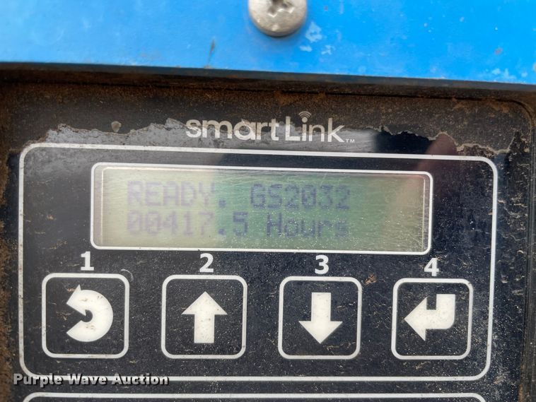 image for item DQ5716 Genie GS-2032  scissor lift