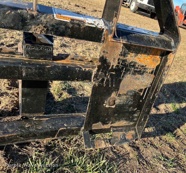 image for item DQ5718 Land Pride  42"L skid steer forks