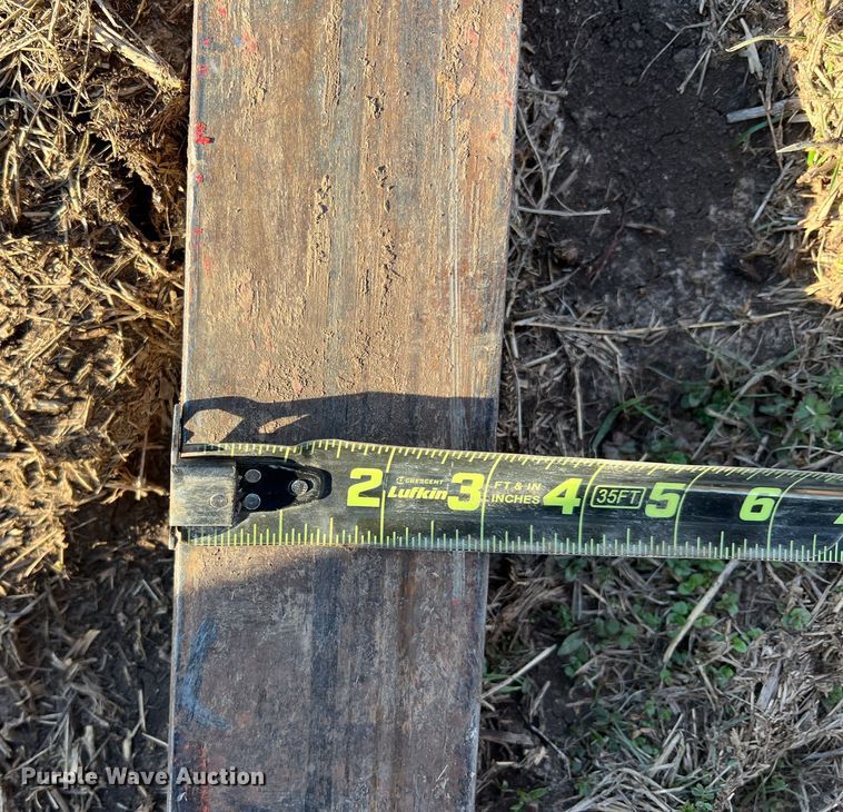 image for item DQ5718 Land Pride  42"L skid steer forks