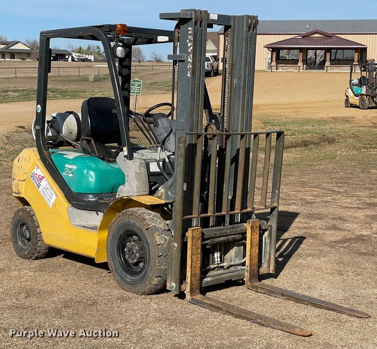 image for item DQ5719 2006 Komatsu FG25T-16  forklift