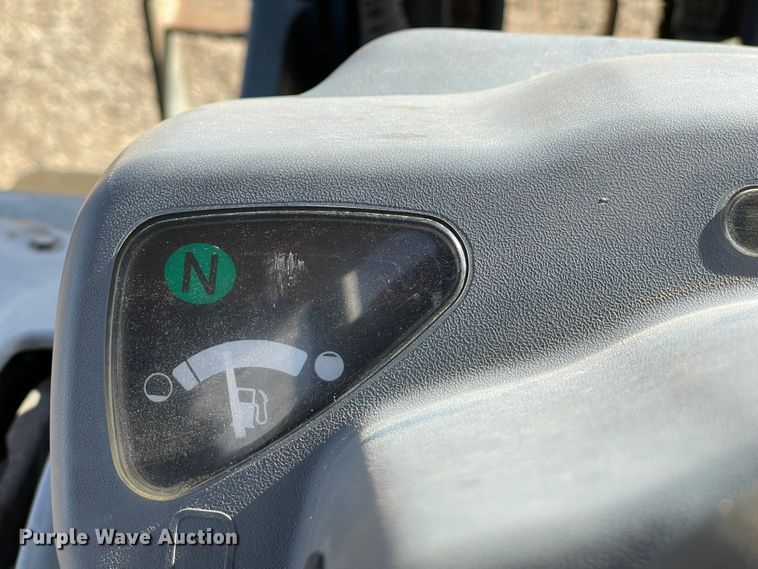 image for item DQ5719 2006 Komatsu FG25T-16  forklift