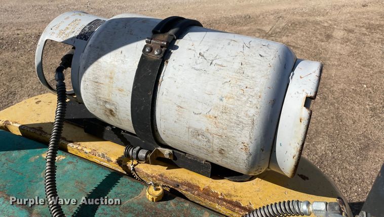 image for item DQ5719 2006 Komatsu FG25T-16  forklift