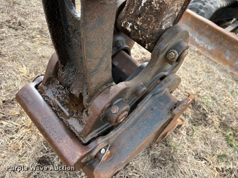 image for item DQ5720 2015 Bobcat E26  mini excavator