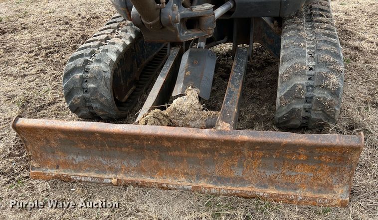 image for item DQ5720 2015 Bobcat E26  mini excavator