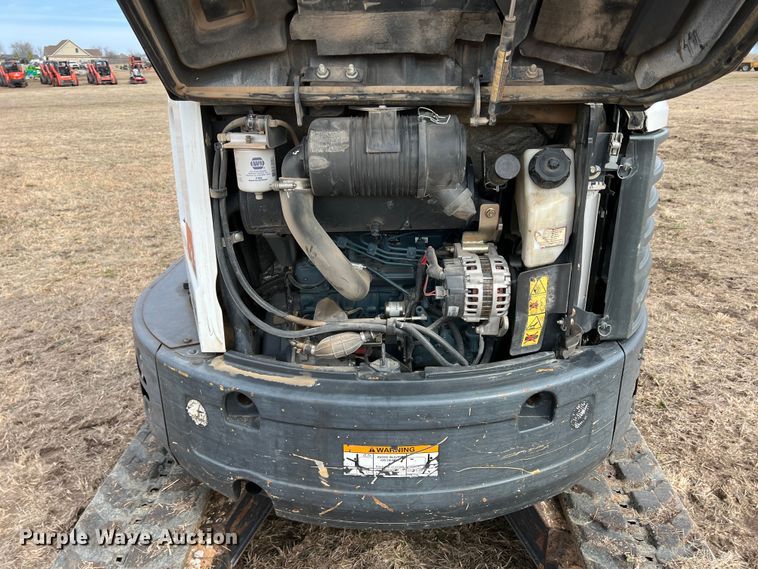 image for item DQ5720 2015 Bobcat E26  mini excavator