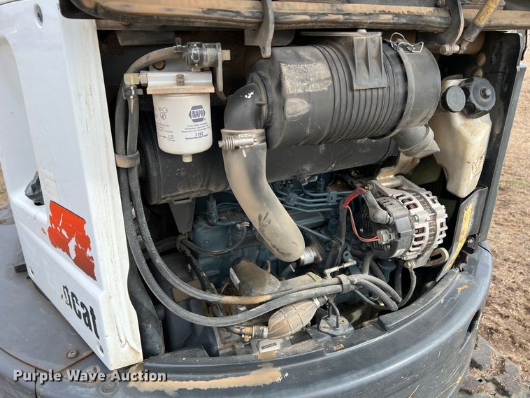 image for item DQ5720 2015 Bobcat E26  mini excavator