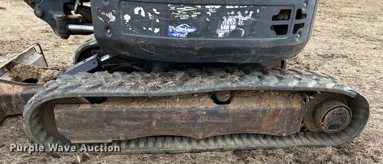 image for item DQ5720 2015 Bobcat E26  mini excavator