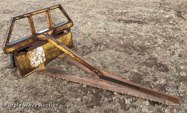 image for item DQ5724 84" L skid steer tree saw