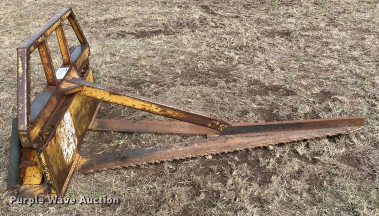 image for item DQ5724 84" L skid steer tree saw