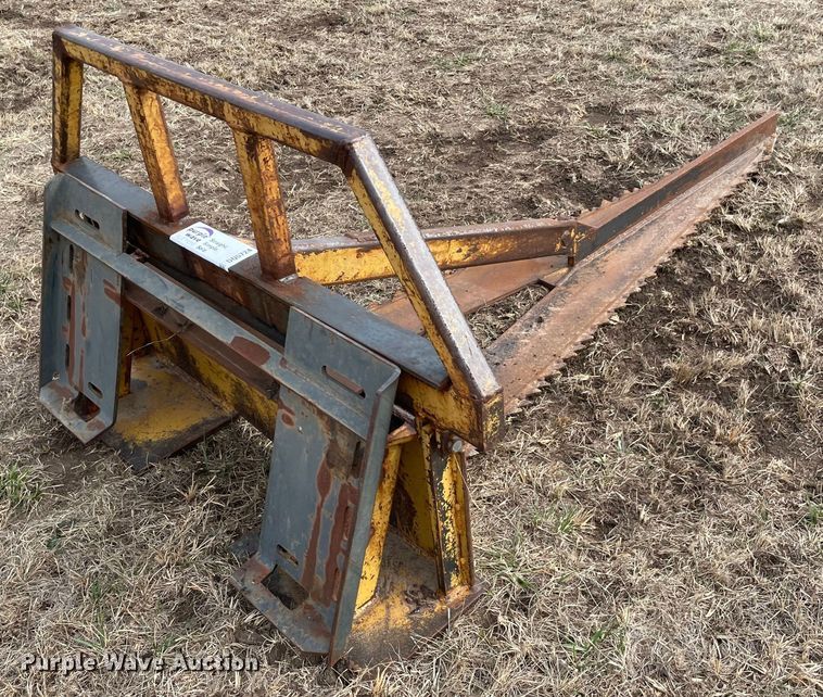 image for item DQ5724 84" L skid steer tree saw
