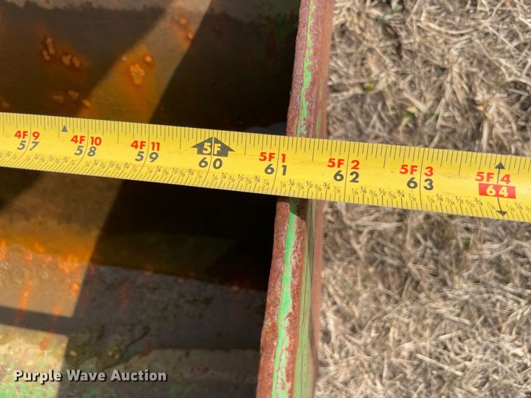 image for item DQ5725 2014 John Deere H165  loader