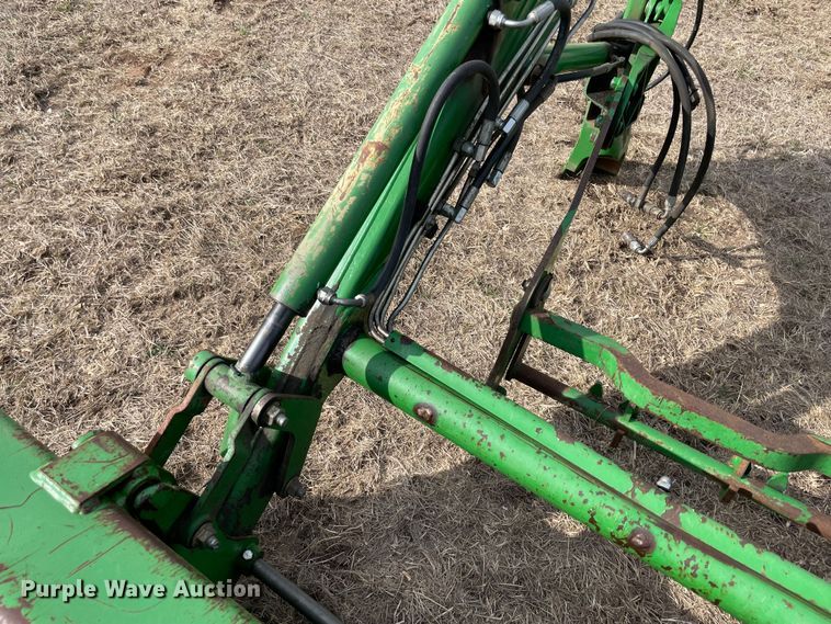 image for item DQ5725 2014 John Deere H165  loader