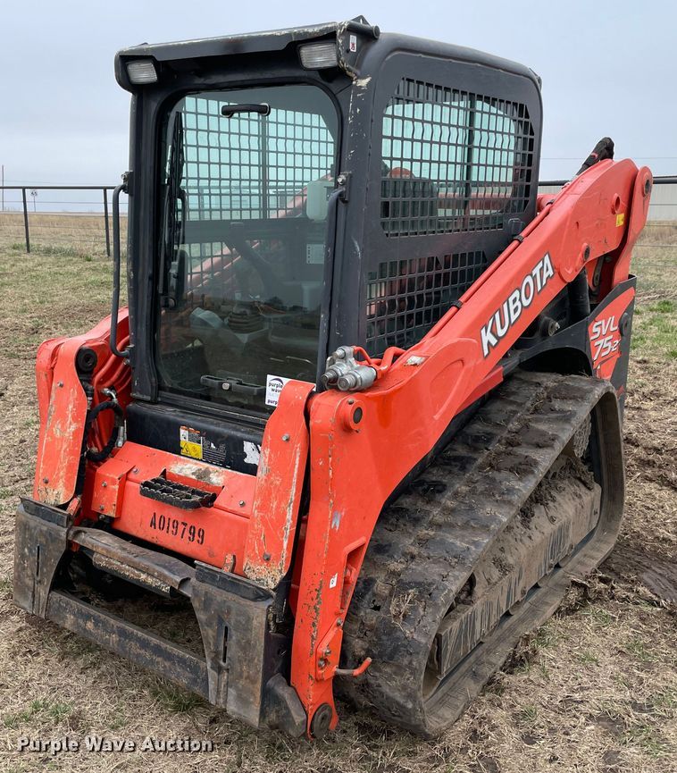 image for item DQ5727 Kubota SVL75-2  tracked skid steer loader