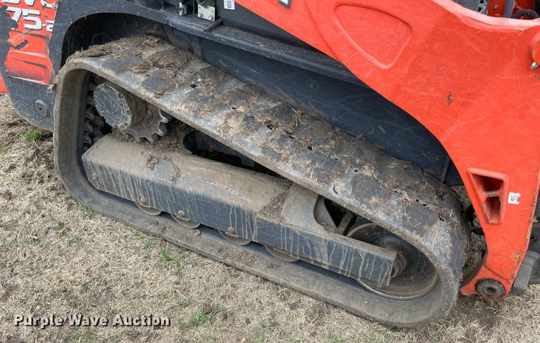 image for item DQ5727 Kubota SVL75-2  tracked skid steer loader