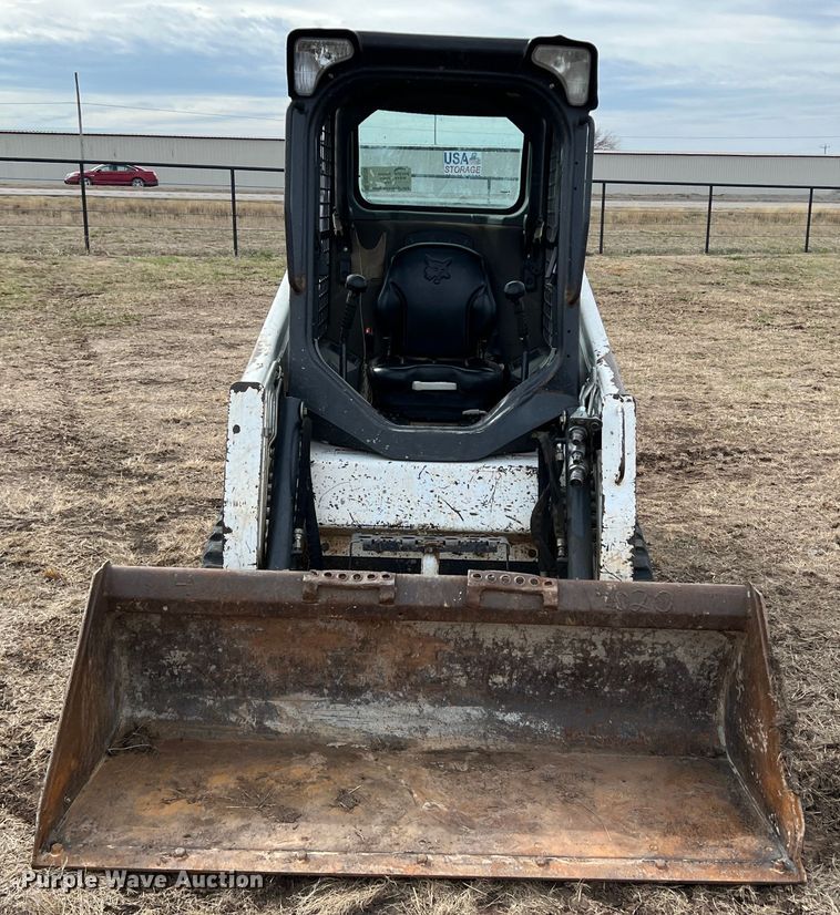 image for item DQ5728 2017 Bobcat T450  tracked skid steer loader
