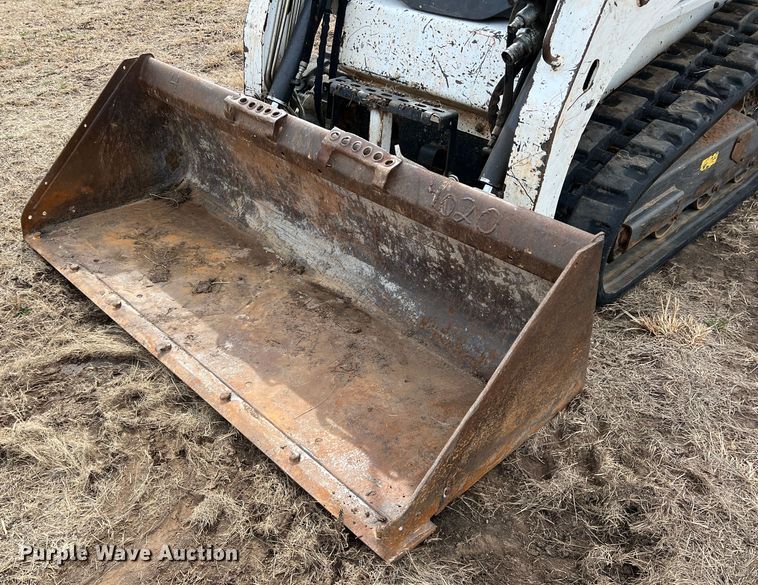 image for item DQ5728 2017 Bobcat T450  tracked skid steer loader