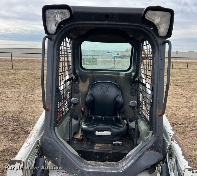 image for item DQ5728 2017 Bobcat T450  tracked skid steer loader