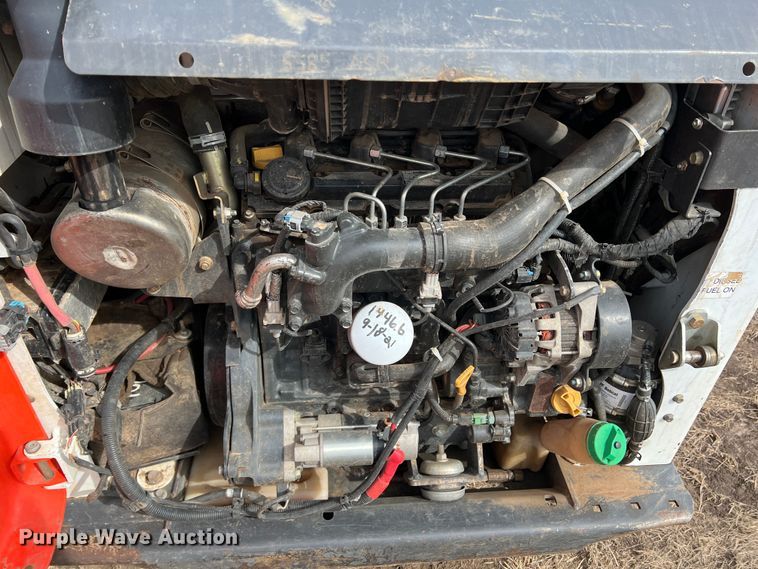 image for item DQ5728 2017 Bobcat T450  tracked skid steer loader