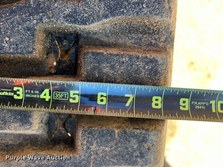 image for item DQ5735 2018 Ditch Witch SK800  compact utility loader