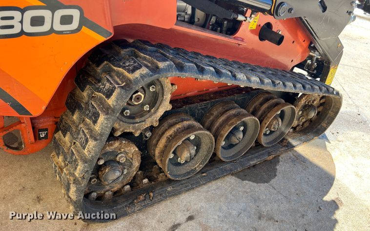 image for item DQ5735 2018 Ditch Witch SK800  compact utility loader