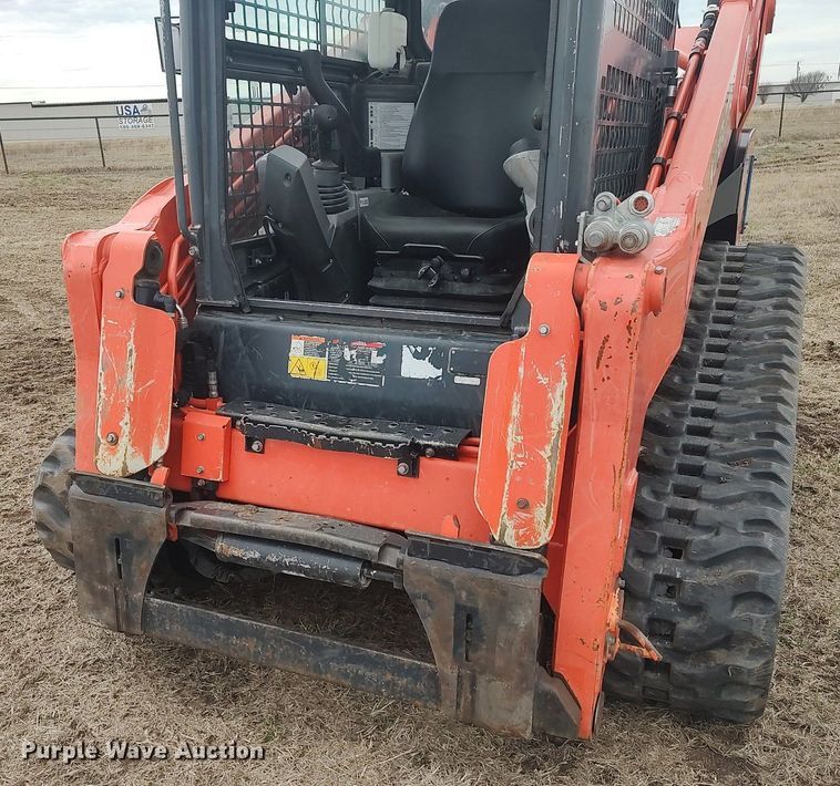 image for item DQ5736 2019 Kubota SVL95-2S  tracked skid steer loader