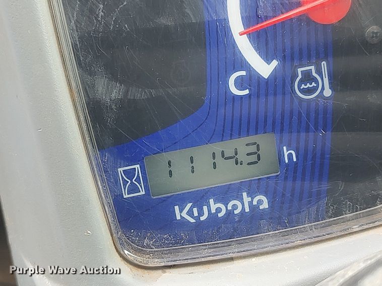 image for item DQ5736 2019 Kubota SVL95-2S  tracked skid steer loader