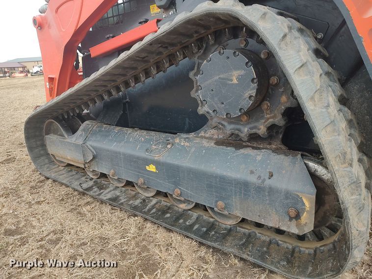 image for item DQ5736 2019 Kubota SVL95-2S  tracked skid steer loader